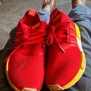 Adidas red old school special edition vintage